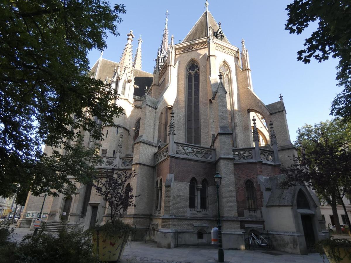 Msq Diana Vienna - 10 Min From City Center - Free Coffee And Tea - High Speed Internet Exterior foto